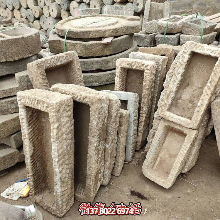 經典石雕老石槽，點綴青石園林景觀