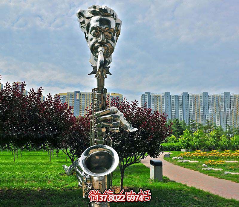 不銹鋼薩克斯創(chuàng)意雕塑,吹奏出抽象的樂(lè)章 不銹鋼薩克斯創(chuàng)意雕塑,吹奏出抽象的樂(lè)章