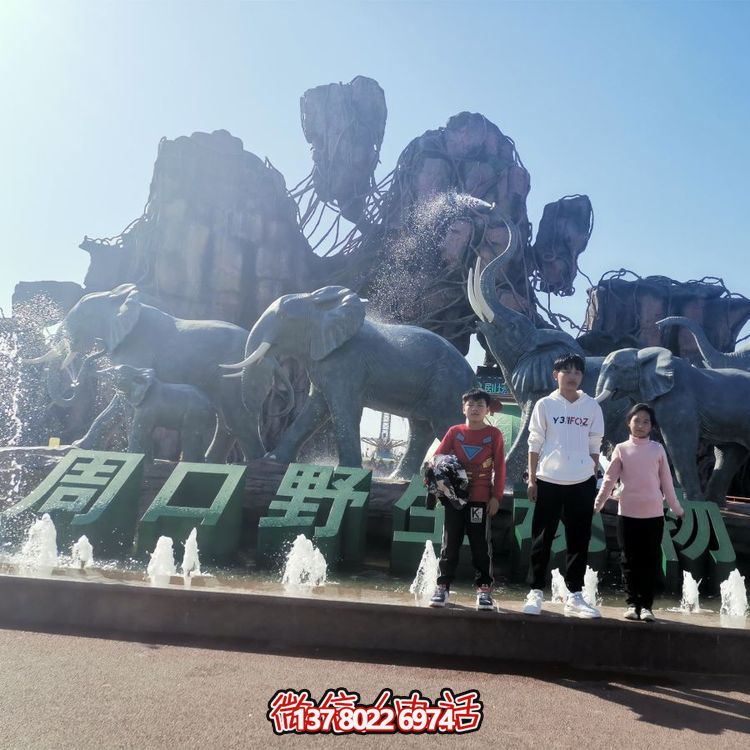 美麗的戶外玻璃鋼雕塑，引領景觀主題