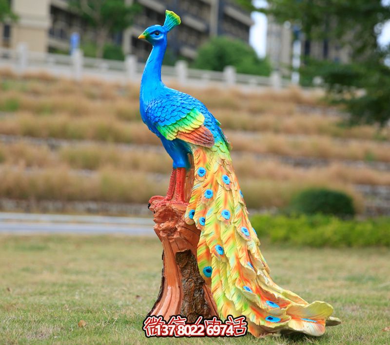 玻璃鋼孔雀雕塑,點(diǎn)綴公園草坪 玻璃鋼孔雀雕塑,點(diǎn)綴公園草坪