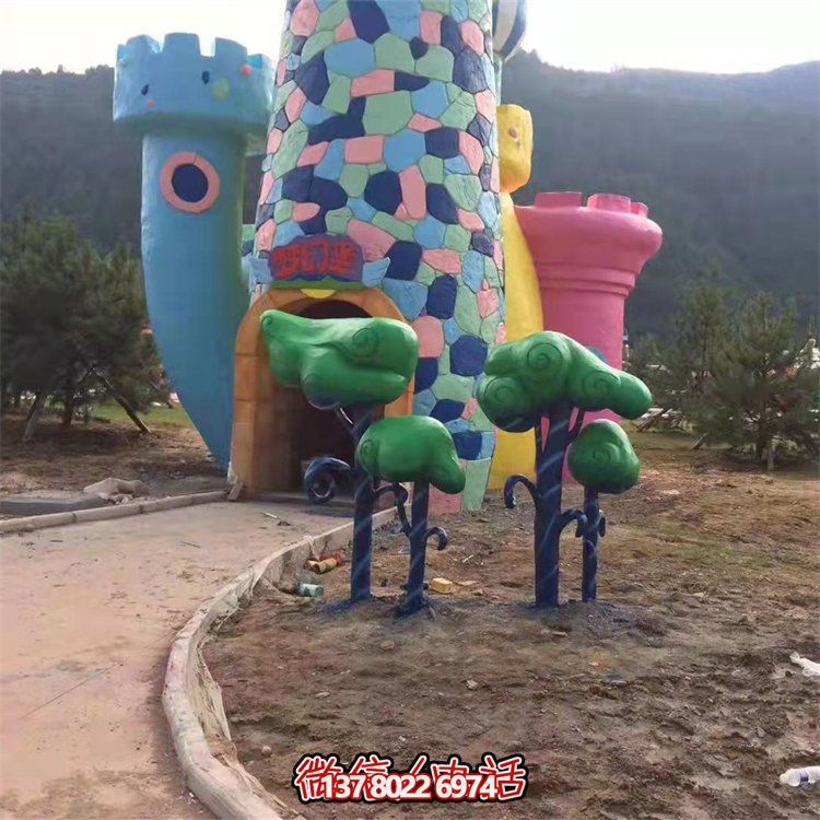 游樂(lè)園戶(hù)外擺放玻璃鋼卡通城堡模型雕塑